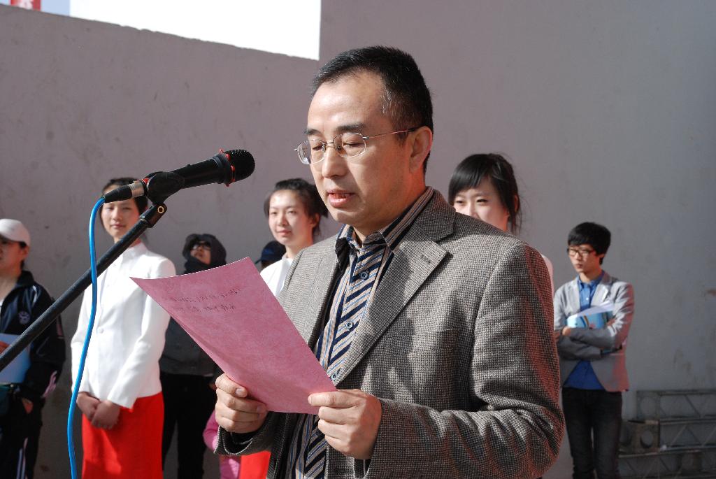 我院举办第十届田径运动会